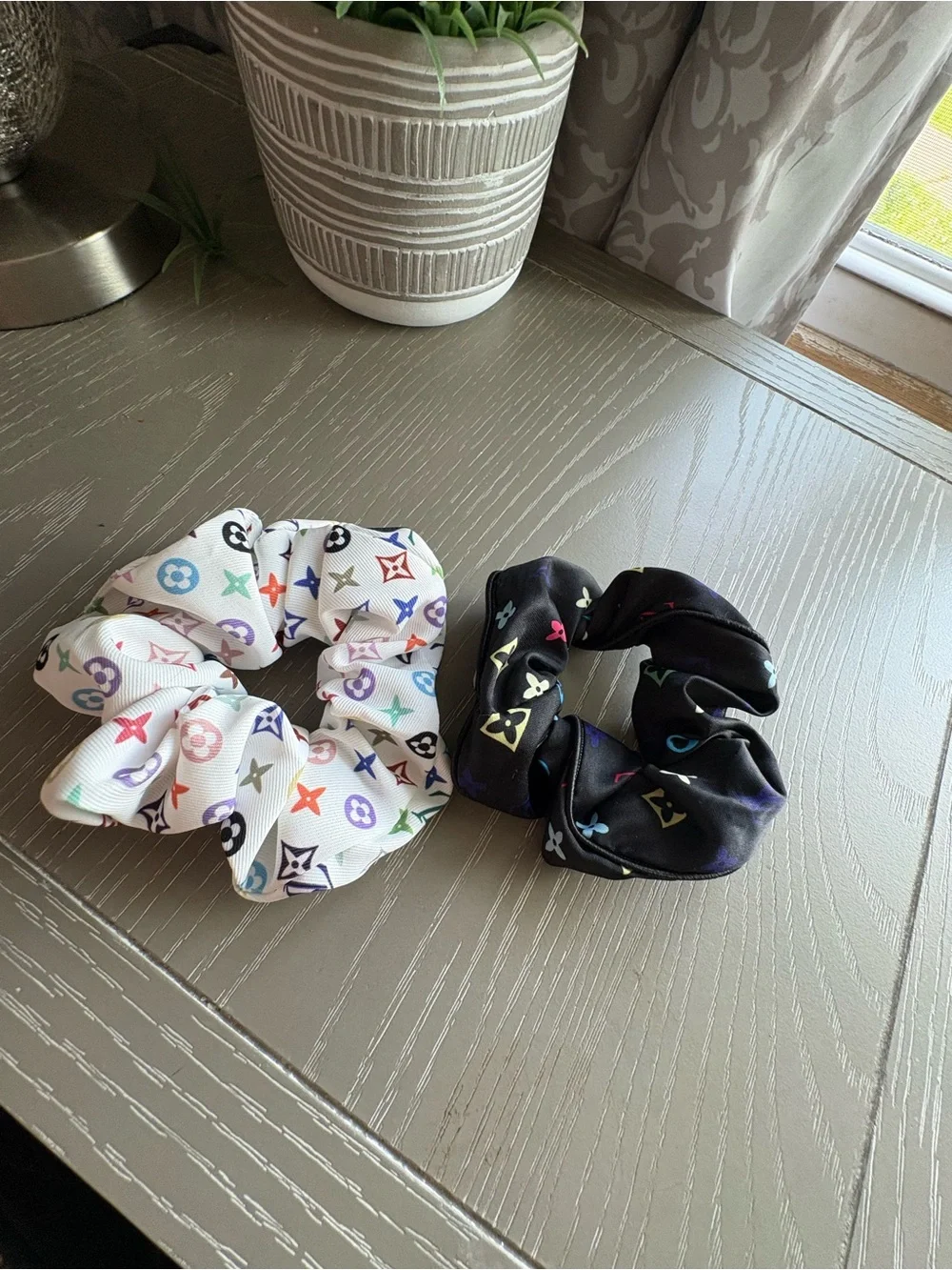 FASHION Set of 2 Monogram Print Satin Scrunchie Set - White Multicolor & Black